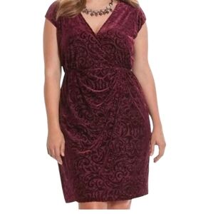 Lane Bryant burgundy velvet burnout knee length dress - 26/28.          M81